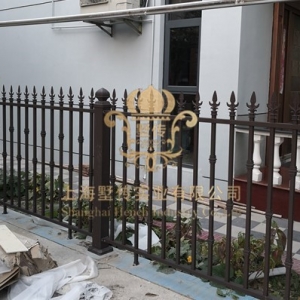上海別墅庭院鋁藝圍欄護(hù)欄6